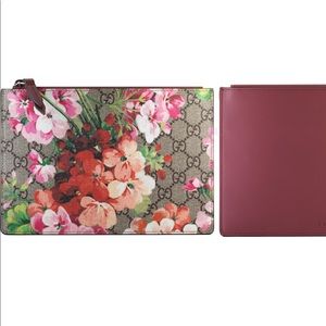 Gucci GG Bloom Pouch